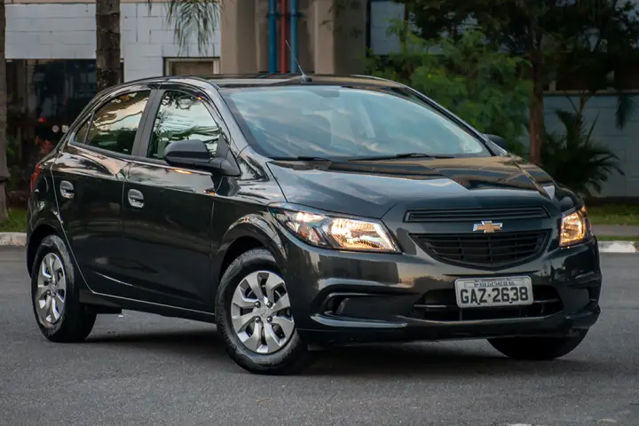 Chevrolet Onix - Foto 1